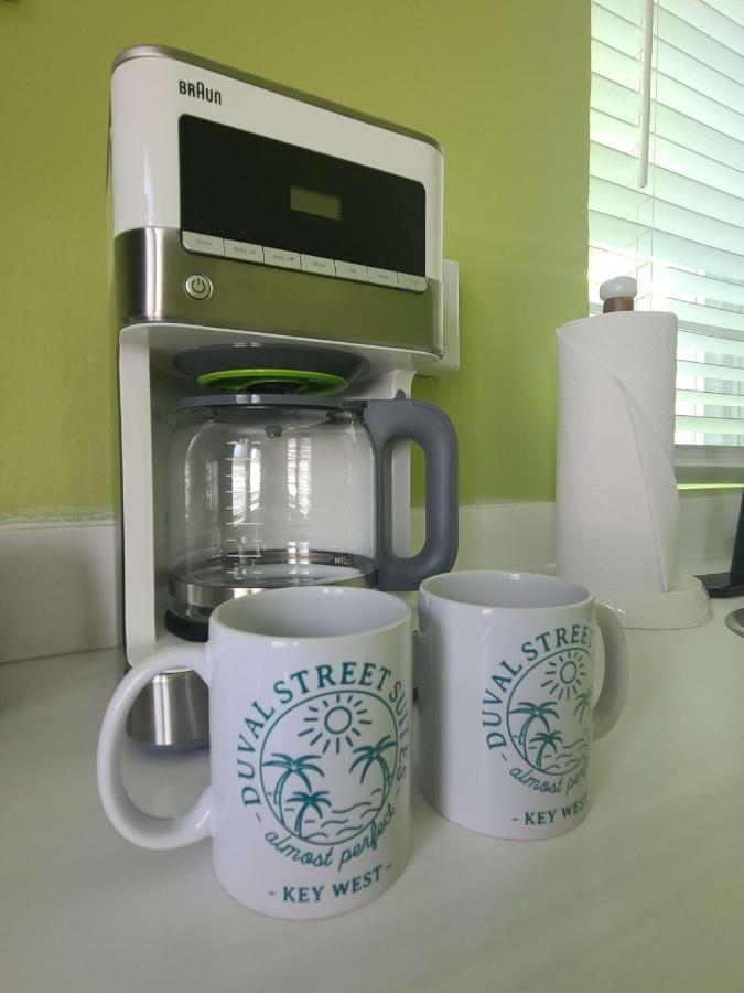 Duval Street Suite With Pool Key West Bagian luar foto